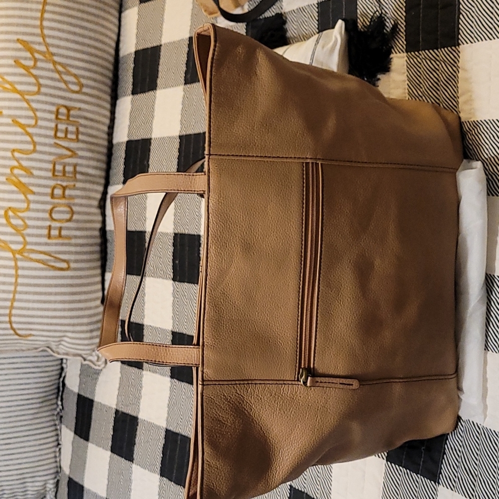 Tignanello Leather Tote EUC Computer Bag/Purse